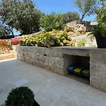 Rural Basin Dvor With Jacuzzi *