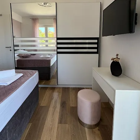 Rural Basin Dvor With Jacuzzi *