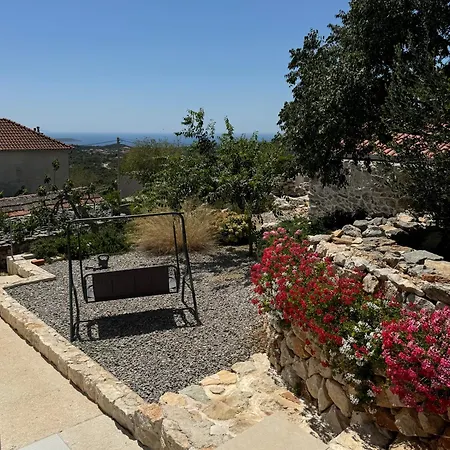 Rural Basin Dvor With Jacuzzi Holiday home